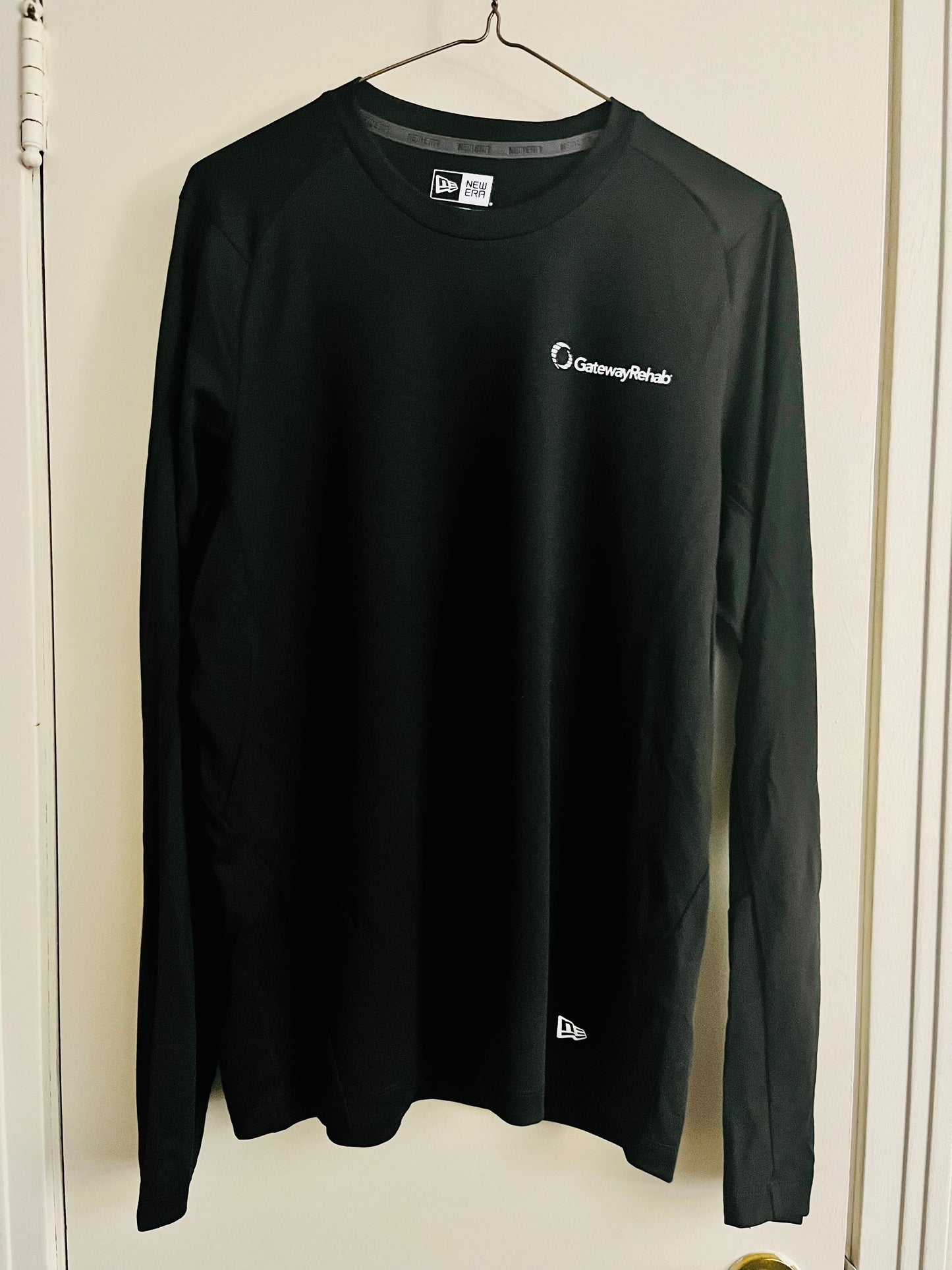 Black Moisture-Wicking Long-Sleeve T-Shirt